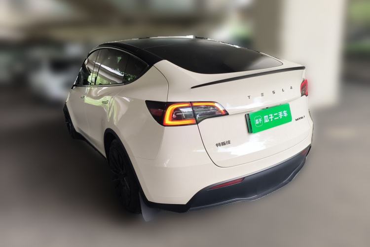 Used Tesla Model Y 2022 Rear-Wheel-Drive Version Rear Left 45 Deg