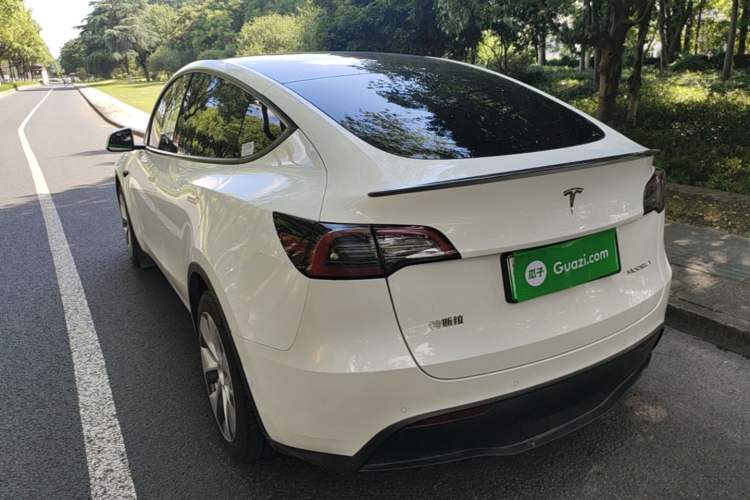 Used Tesla Model Y 2022 Rear-Wheel-Drive Version Rear Left 45 Deg
