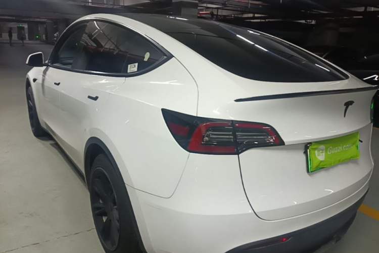 Used Tesla Model Y 2022 Rear-Wheel-Drive Version Rear Left 45 Deg