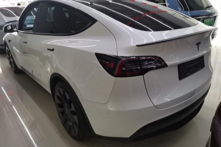 Used Tesla Model Y 2022 Performance High-Performance All-Wheel-Drive Version Rear Left 45 Deg