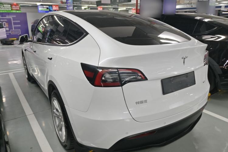 Used Tesla Model Y 2022 Rear-Wheel-Drive Version Rear Left 45 Deg