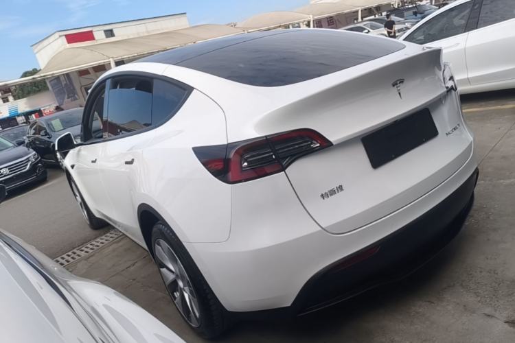 Used Tesla Model Y 2022 Rear-Wheel-Drive Version Rear Left 45 Deg
