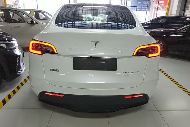 Used Tesla Model Y 2022 Rear-Wheel-Drive Version Rear