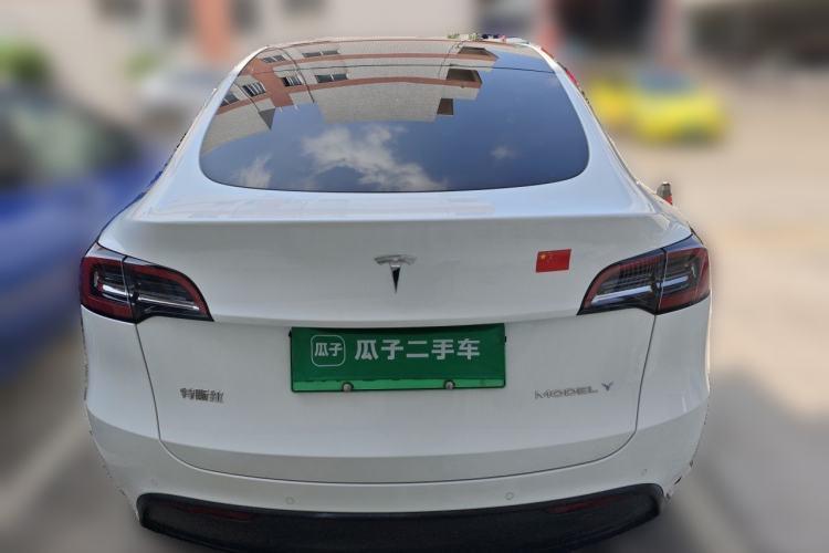 Used Tesla Model Y 2022 Long-Range All-Wheel-Drive Version Rear