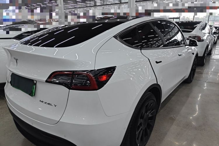 Used Tesla Model Y 2022 Rear-Wheel-Drive Version Rear Right 45 Deg