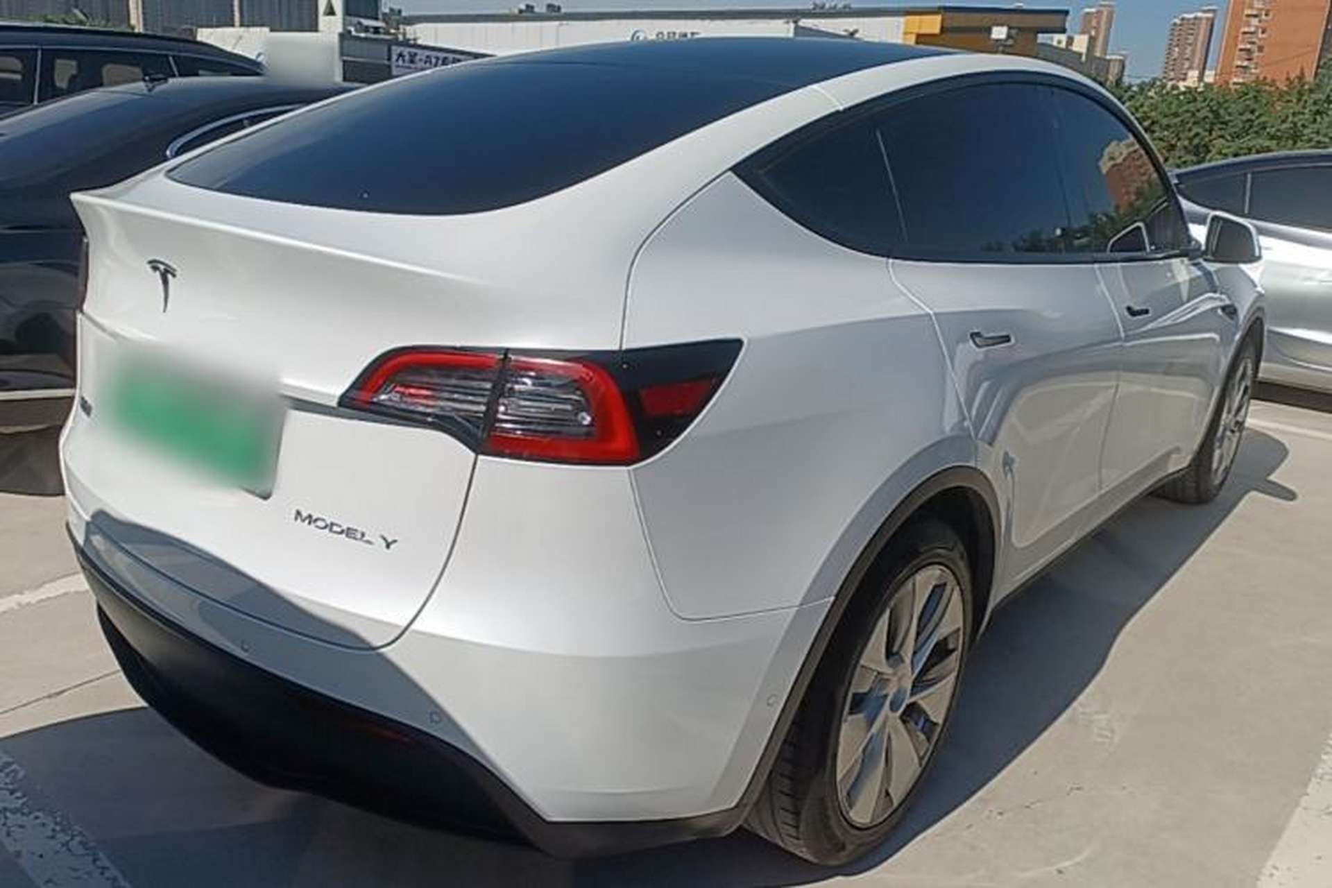 Used Tesla Model Y 2022 Rear-Wheel-Drive Version Rear Right 45 Deg
