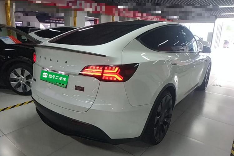 Used Tesla Model Y 2022 Performance High-Performance All-Wheel-Drive Version Rear Right 45 Deg