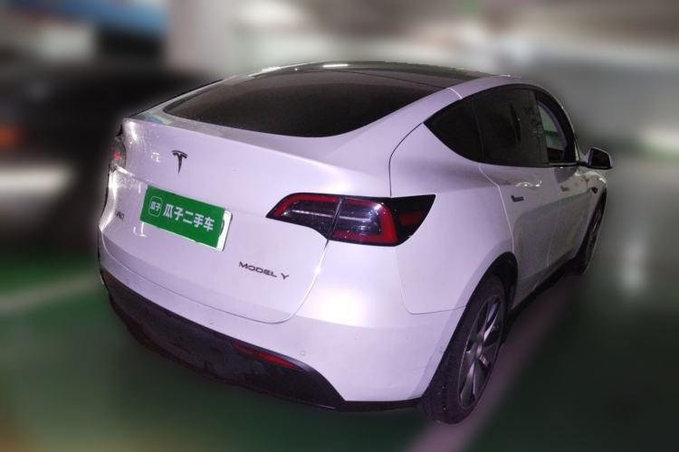 Used Tesla Model Y 2022 Rear-Wheel-Drive Version Rear Right 45 Deg