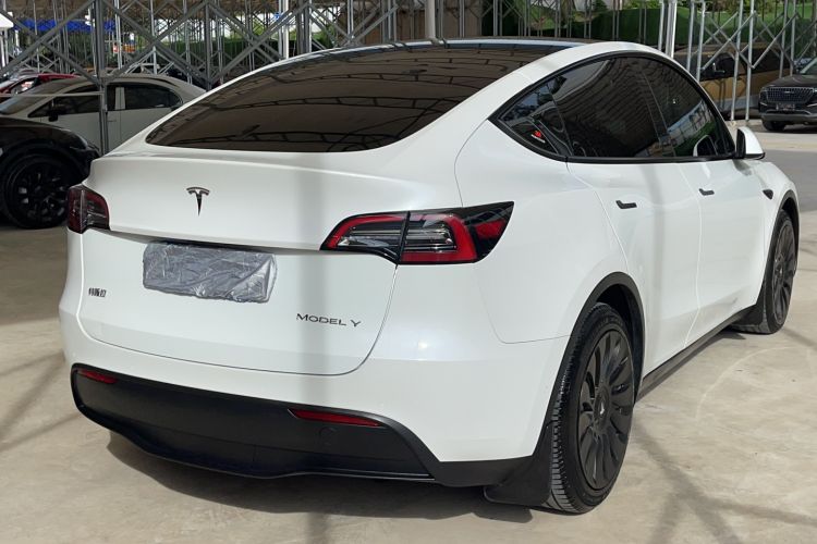 Used Tesla Model Y 2022 Rear-Wheel-Drive Version Rear Right 45 Deg