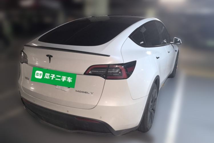 Used Tesla Model Y 2022 Rear-Wheel-Drive Version Rear Right 45 Deg