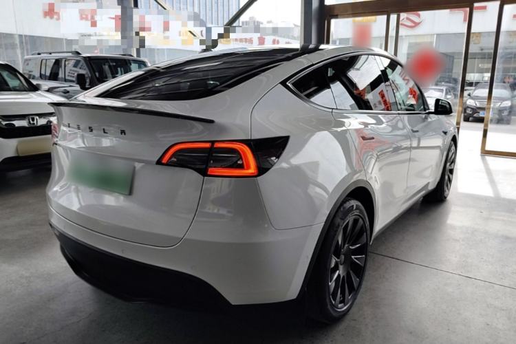 Used Tesla Model Y 2022 Rear-Wheel-Drive Version Rear Right 45 Deg