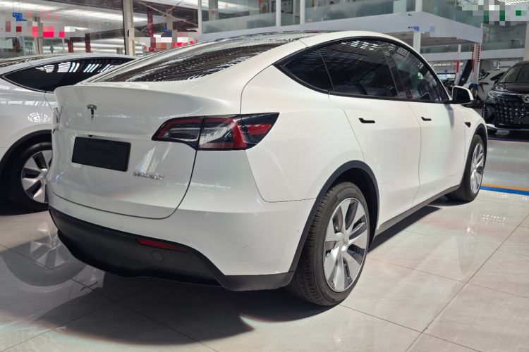 Used Tesla Model Y 2022 Rear-Wheel-Drive Version Rear Right 45 Deg