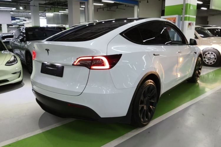 Used Tesla Model Y 2022 Rear-Wheel-Drive Version Rear Right 45 Deg