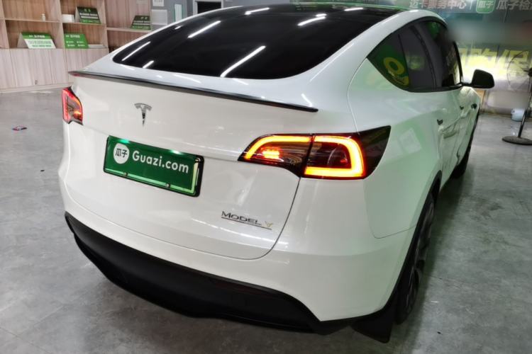 Used Tesla Model Y 2022 Performance High-Performance All-Wheel-Drive Version Rear Right 45 Deg