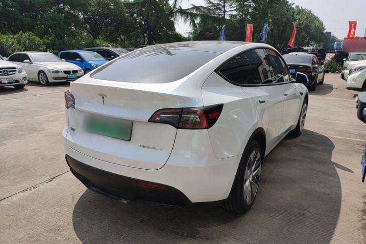 Used Tesla Model Y 2022 Long-Range All-Wheel-Drive Version Rear Right 45 Deg