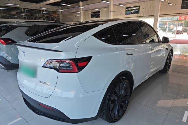 Used Tesla Model Y 2022 Performance High-Performance All-Wheel-Drive Version Rear Right 45 Deg