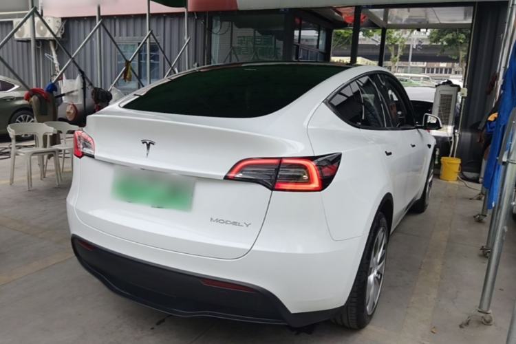 Used Tesla Model Y 2022 Rear-Wheel-Drive Version Rear Right 45 Deg