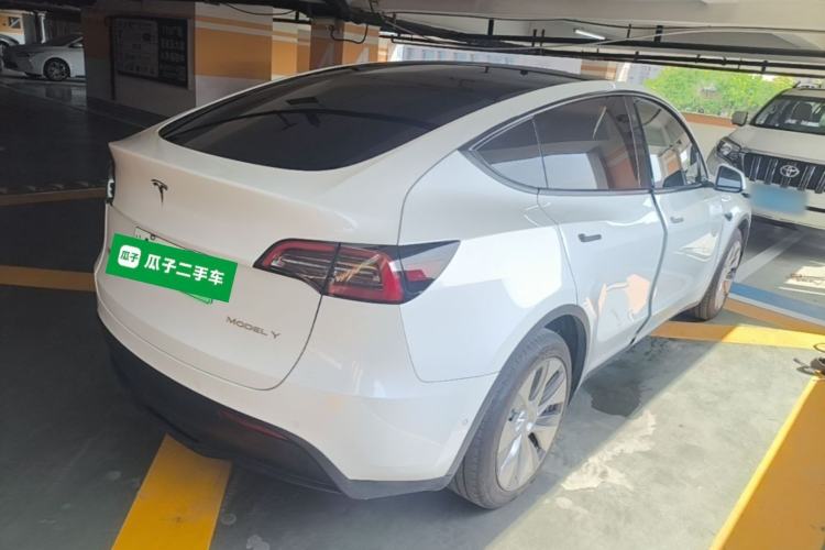 Used Tesla Model Y 2022 Rear-Wheel-Drive Version Rear Right 45 Deg