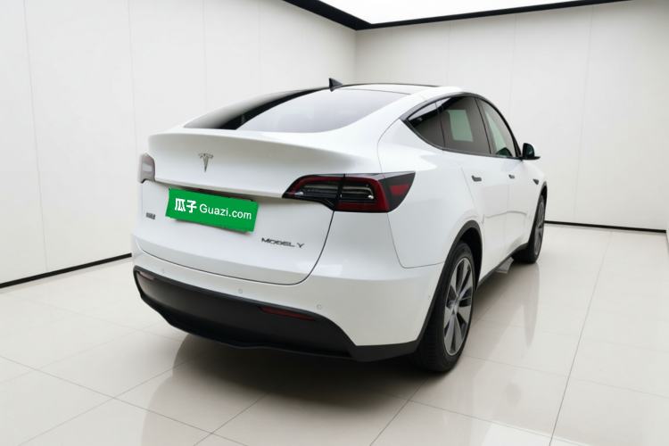 Used Tesla Model Y 2022 Rear-Wheel-Drive Version Rear Right 45 Deg