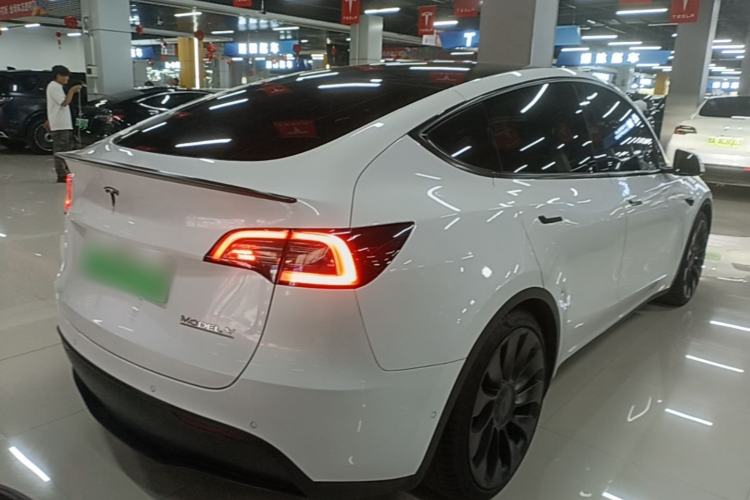 Used Tesla Model Y 2022 Performance High-Performance All-Wheel-Drive Version Rear Right 45 Deg