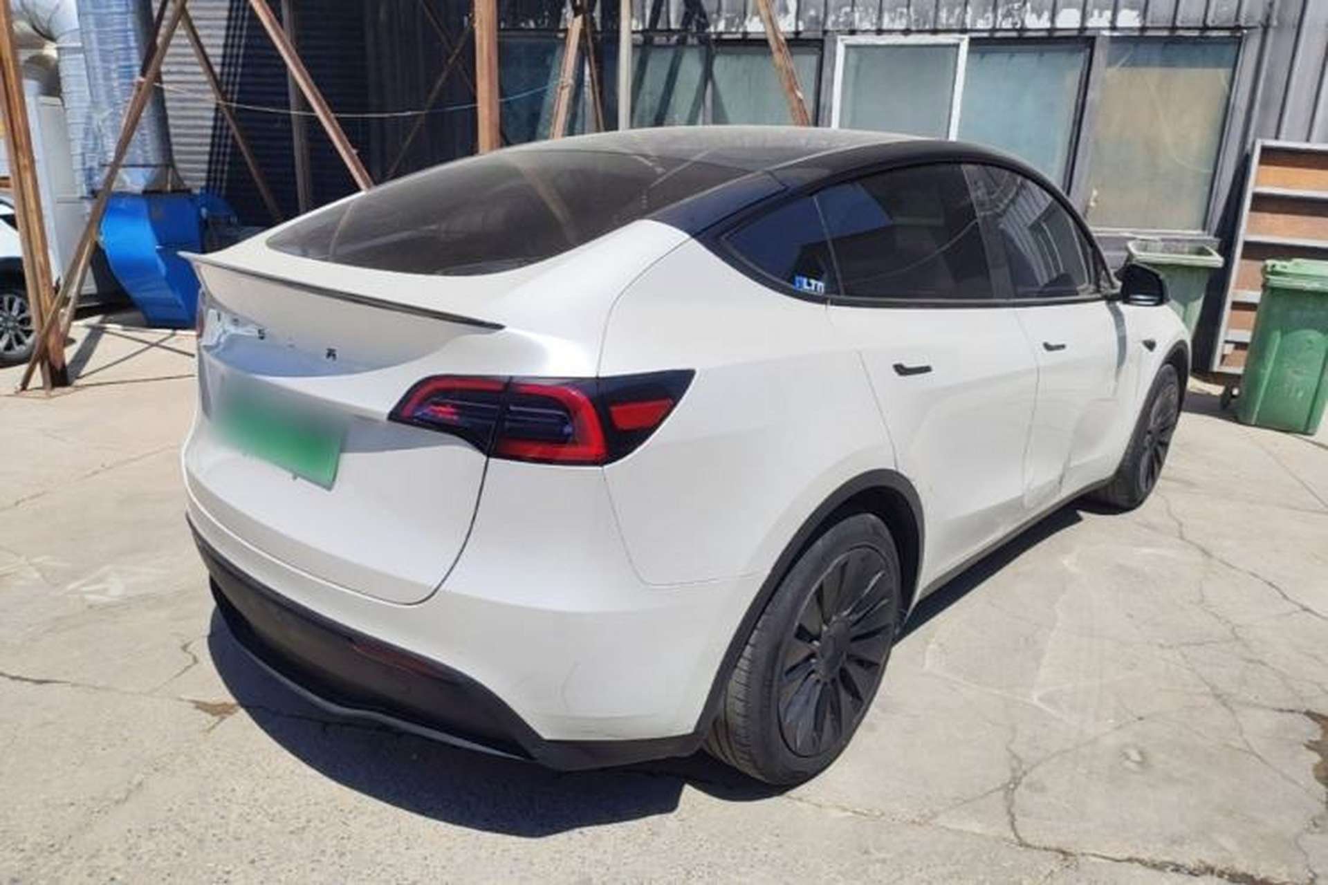 Used Tesla Model Y 2022 Revised Version Long-Range All-Wheel Drive Rear Right 45 Deg