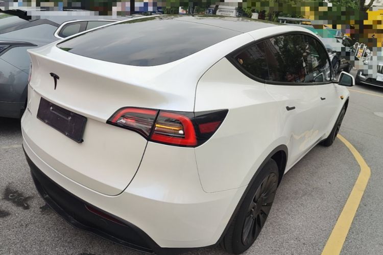 Used Tesla Model Y 2022 Long-Range All-Wheel-Drive Version Rear Right 45 Deg