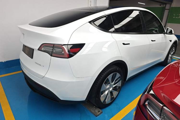 Used Tesla Model Y 2022 Revised Version Rear-Wheel Drive Rear Right 45 Deg
