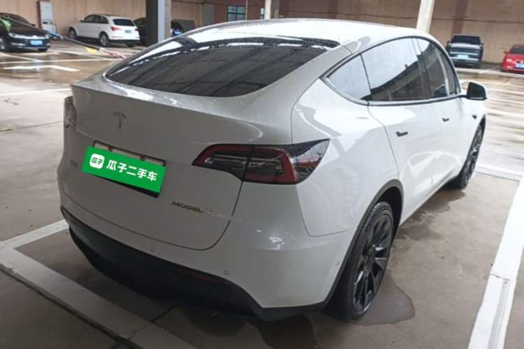 Used Tesla Model Y 2022 Long-Range All-Wheel-Drive Version Rear Right 45 Deg