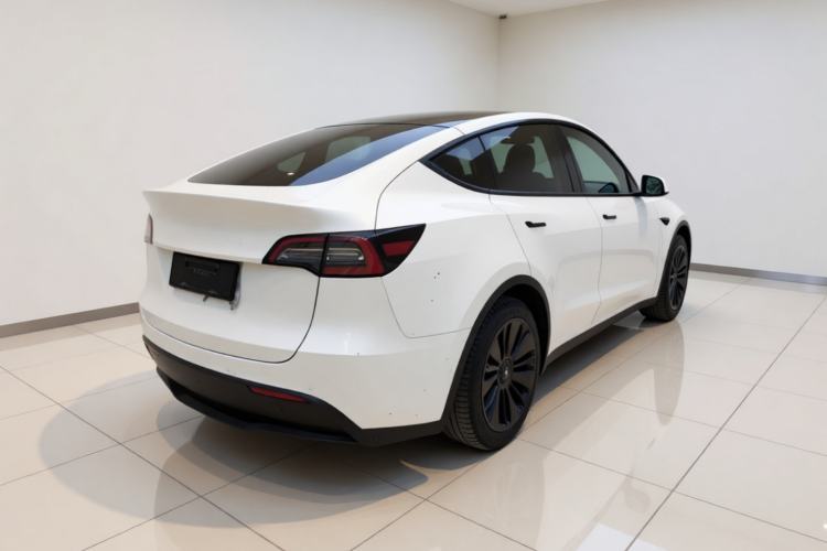 Used Tesla Model Y 2022 Rear-Wheel-Drive Version Rear Right 45 Deg