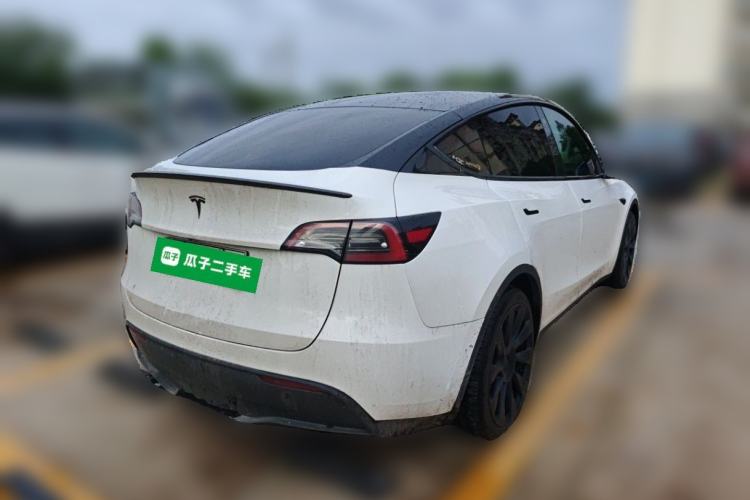 Used Tesla Model Y 2022 Long-Range All-Wheel-Drive Version Rear Right 45 Deg
