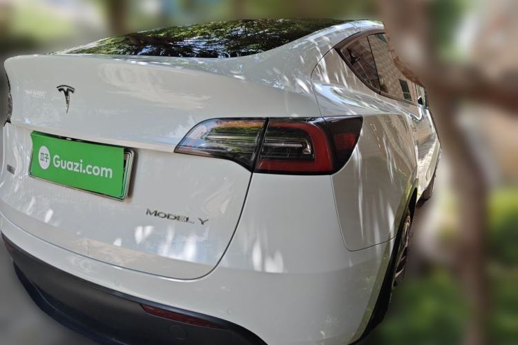 Used Tesla Model Y 2022 Rear-Wheel-Drive Version Rear Right 45 Deg