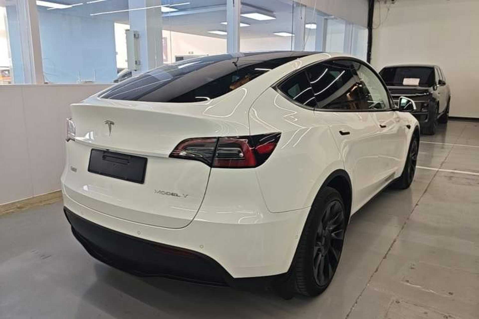 Used Tesla Model Y 2022 Revised Version Long-Range All-Wheel Drive Rear Right 45 Deg
