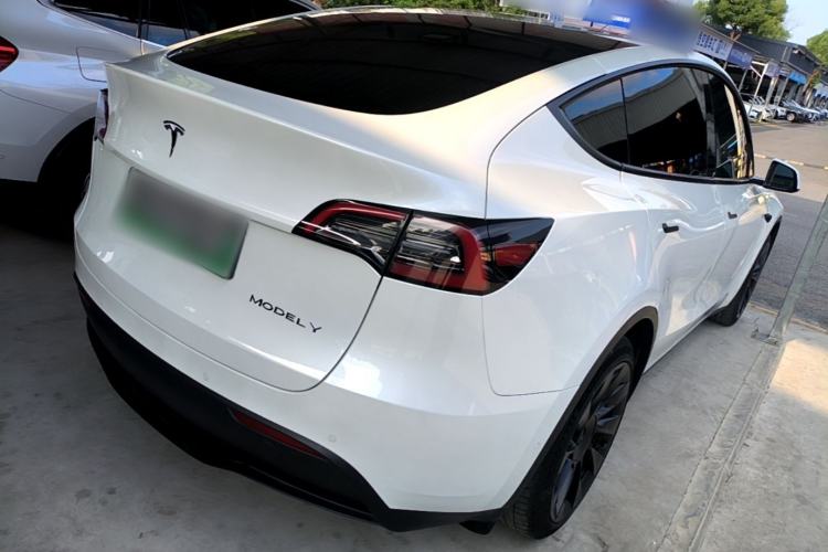 Used Tesla Model Y 2022 Rear-Wheel-Drive Version Rear Right 45 Deg