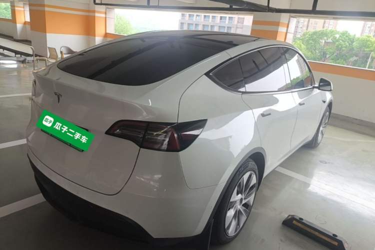 Used Tesla Model Y 2022 Rear-Wheel-Drive Version Rear Right 45 Deg