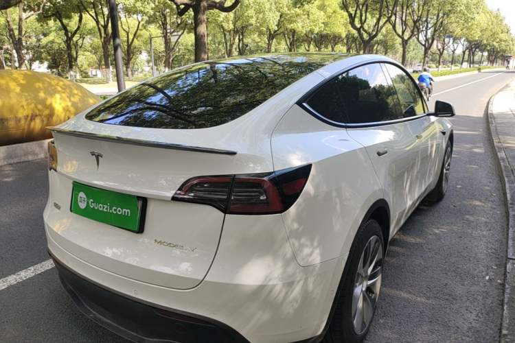 Used Tesla Model Y 2022 Rear-Wheel-Drive Version Rear Right 45 Deg