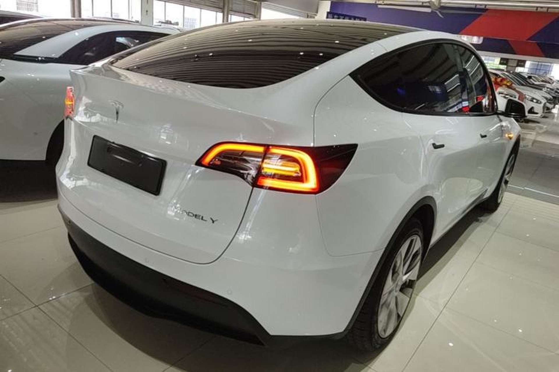 Used Tesla Model Y 2022 Rear-Wheel-Drive Version Rear Right 45 Deg