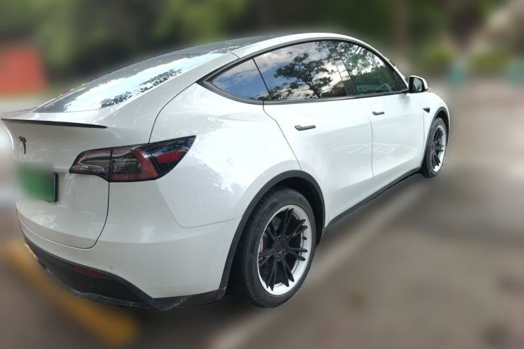 Used Tesla Model Y 2022 Rear-Wheel-Drive Version Rear Right 45 Deg