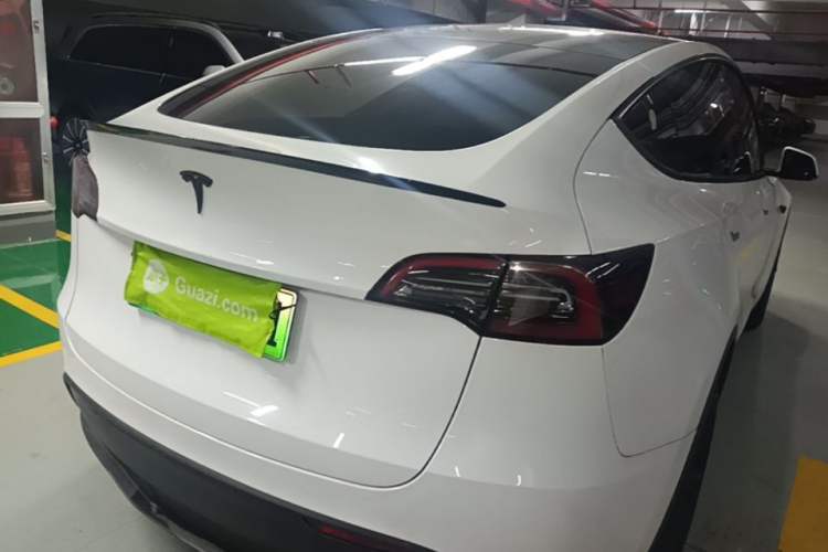 Used Tesla Model Y 2022 Rear-Wheel-Drive Version Rear Right 45 Deg