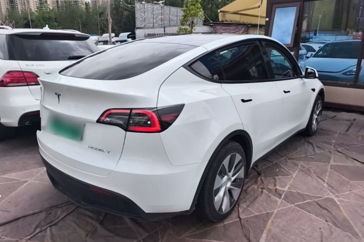 Used Tesla Model Y 2022 Rear-Wheel-Drive Version Rear Right 45 Deg