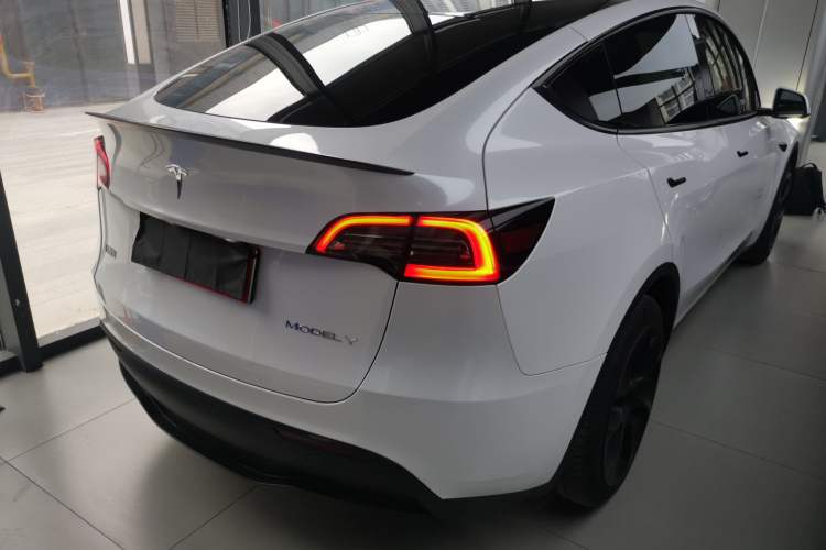 Used Tesla Model Y 2022 Revised Version Rear-Wheel Drive Rear Right 45 Deg