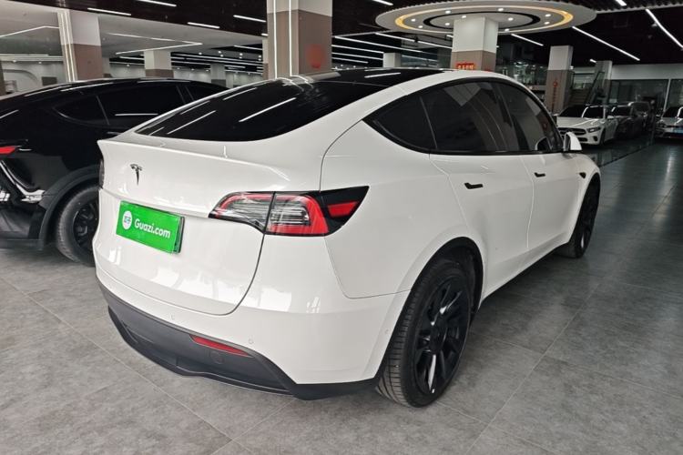 Used Tesla Model Y 2022 Long-Range All-Wheel-Drive Version Rear Right 45 Deg