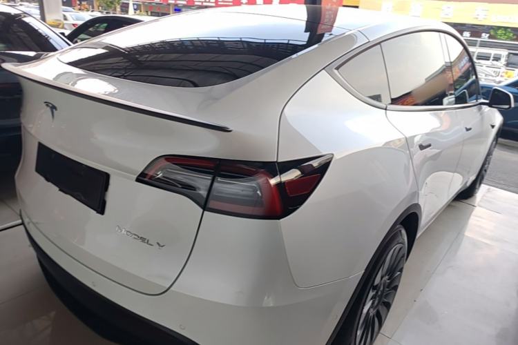 Used Tesla Model Y 2022 Rear-Wheel-Drive Version Rear Right 45 Deg