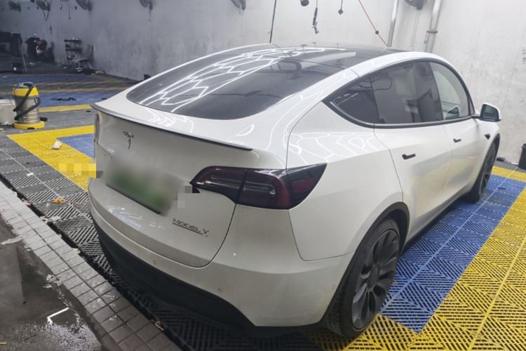 Used Tesla Model Y 2022 Performance High-Performance All-Wheel-Drive Version Rear Right 45 Deg