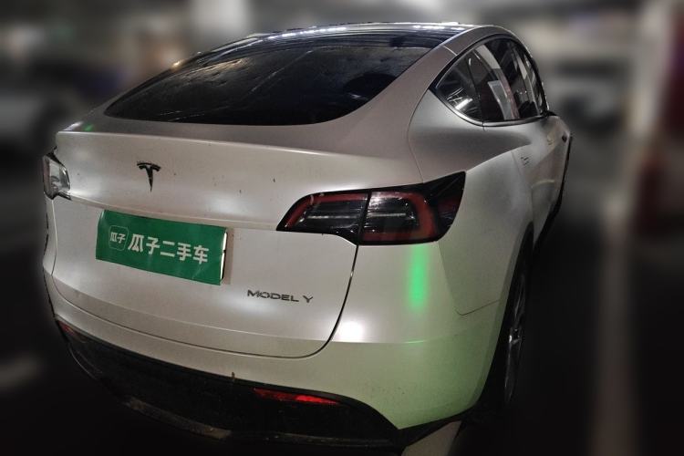 Used Tesla Model Y 2022 Long-Range All-Wheel-Drive Version Rear Right 45 Deg