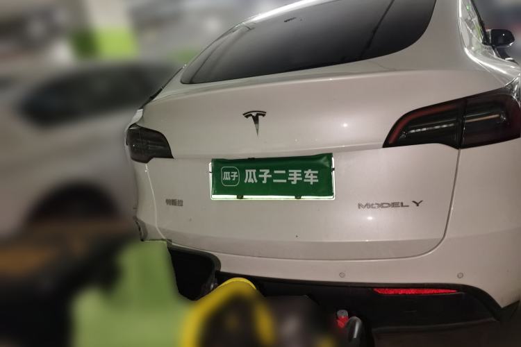 Used Tesla Model Y 2022 Long-Range All-Wheel-Drive Version Rear