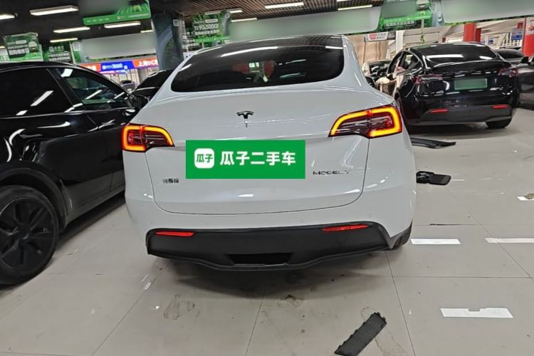 Used Tesla Model Y 2022 Long-Range All-Wheel-Drive Version Rear