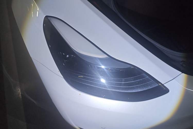 Used Tesla Model Y 2022 Long-Range All-Wheel-Drive Version Right Front Headlight