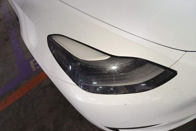 Used Tesla Model Y 2022 Rear-Wheel-Drive Version Right Front Headlight