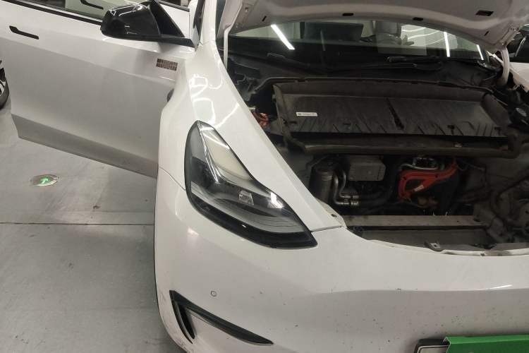 Used Tesla Model Y 2022 Performance High-Performance All-Wheel-Drive Version Right Front Headlight