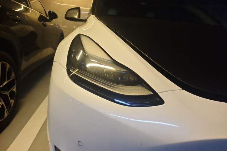 Used Tesla Model Y 2022 Performance High-Performance All-Wheel-Drive Version Right Front Headlight